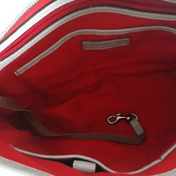 Dooney &Bourke with dust bag - Picture 4 of 4